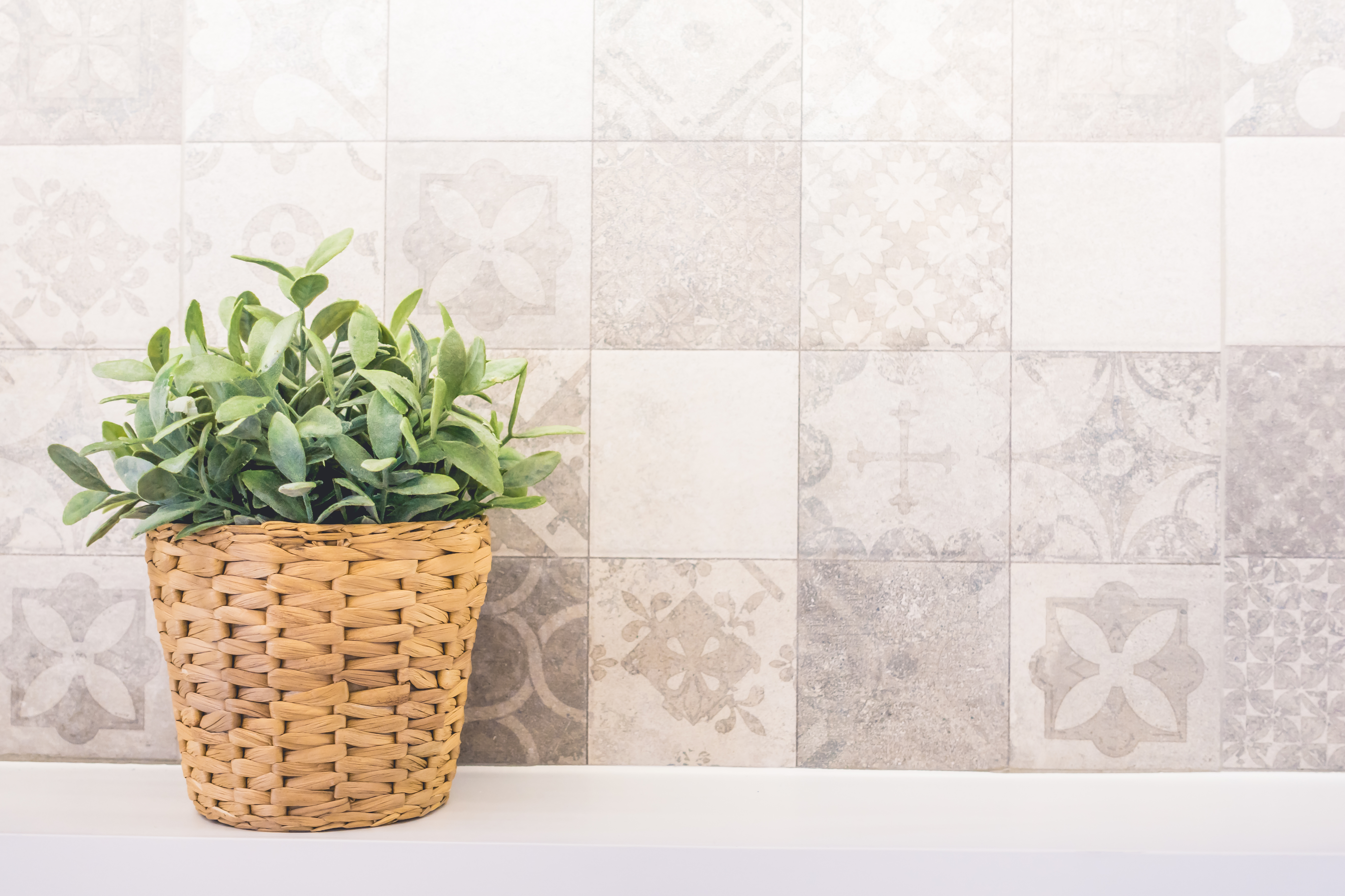 Choisir les matériaux adaptés pour vos travaux de carrelage au Mans : conseils d'artisan carreleur